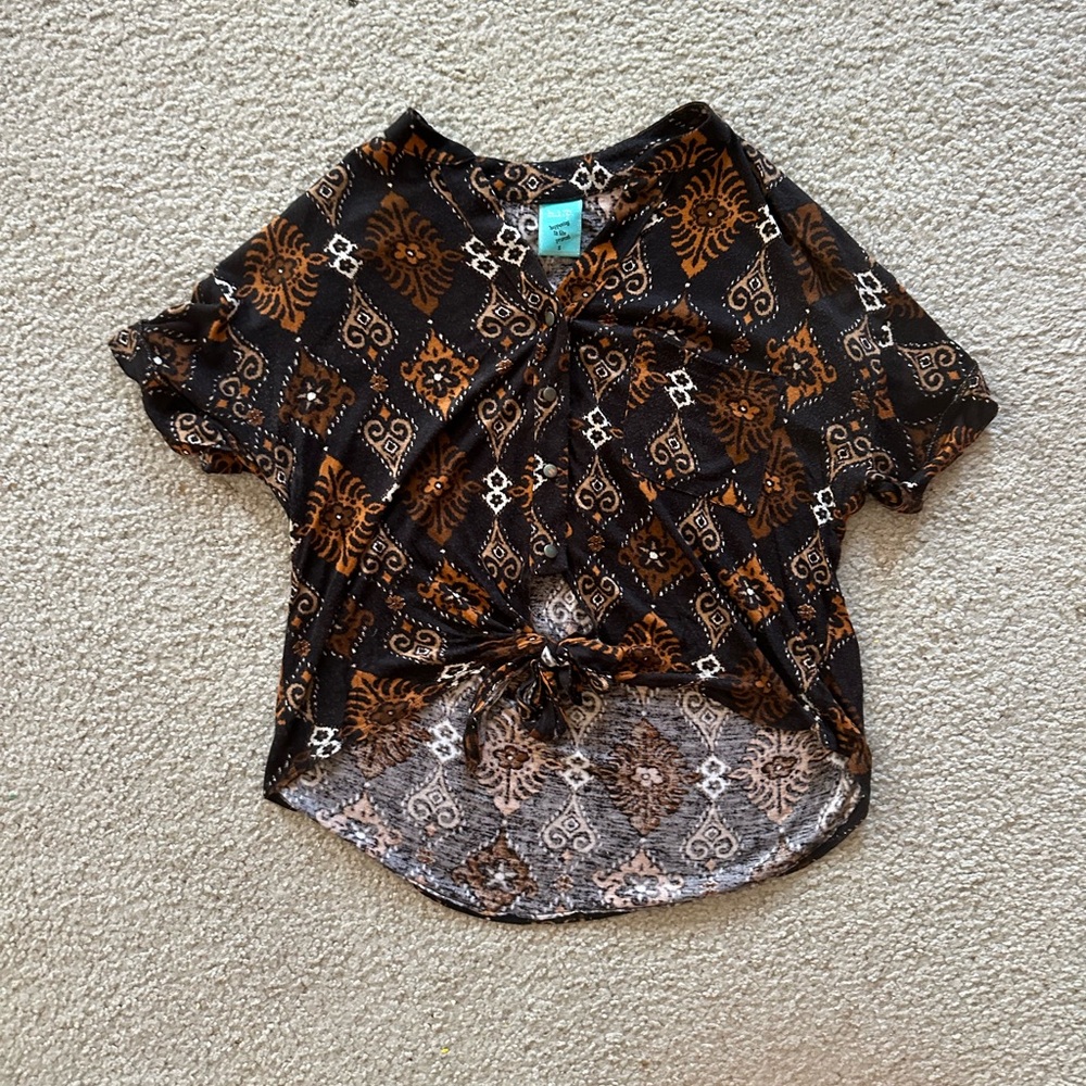 h.i.p Brand High Low Button Up Top